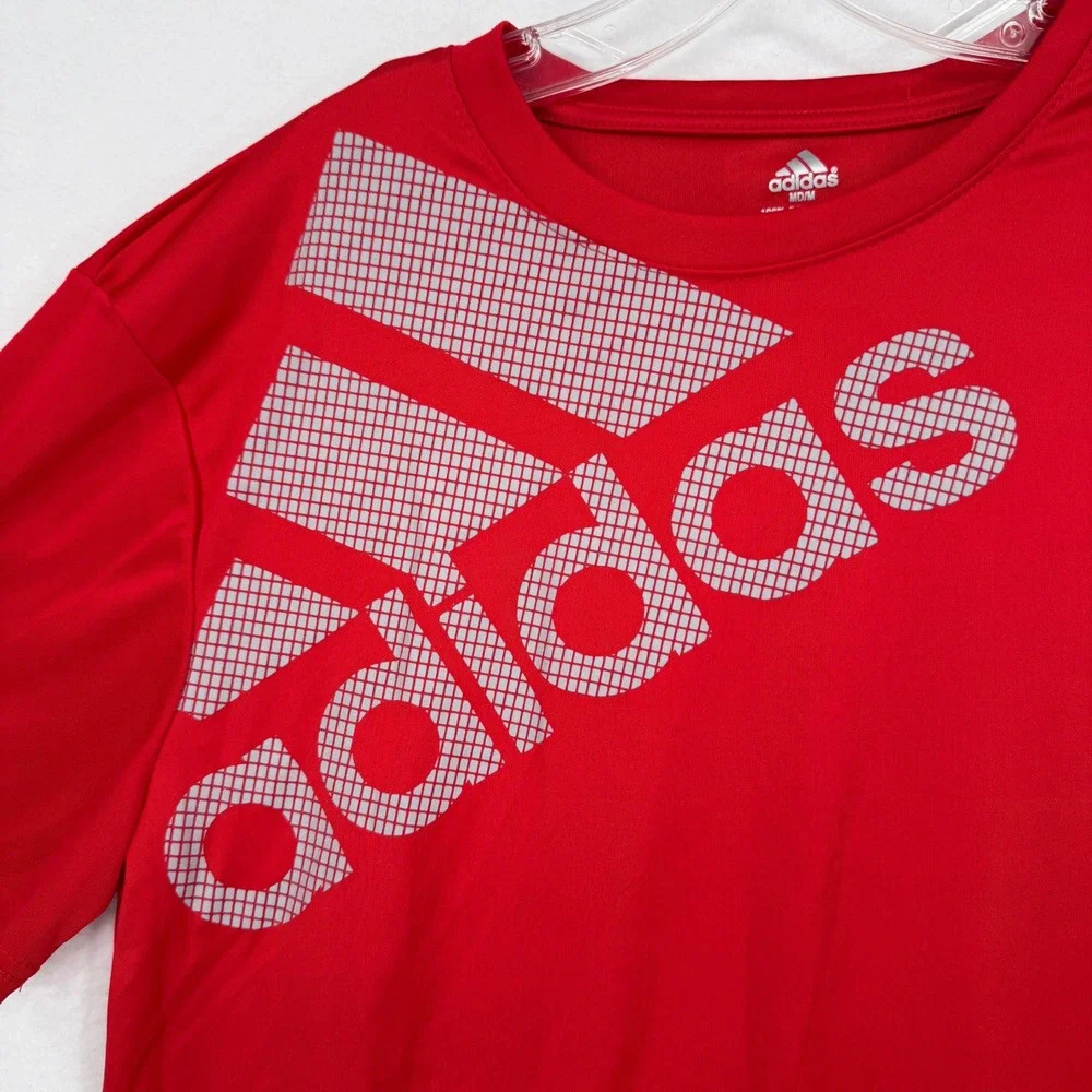 Adidas Graphic T-Shirt Mens Medium Red Gray Performance Logo Short Sleeve Tee